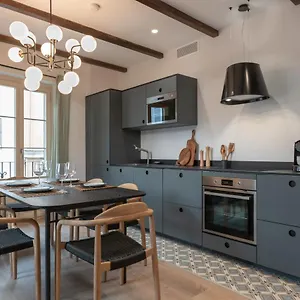 https://exclusive-penthouse-in-plaza-la-merced.1costadelsol.com